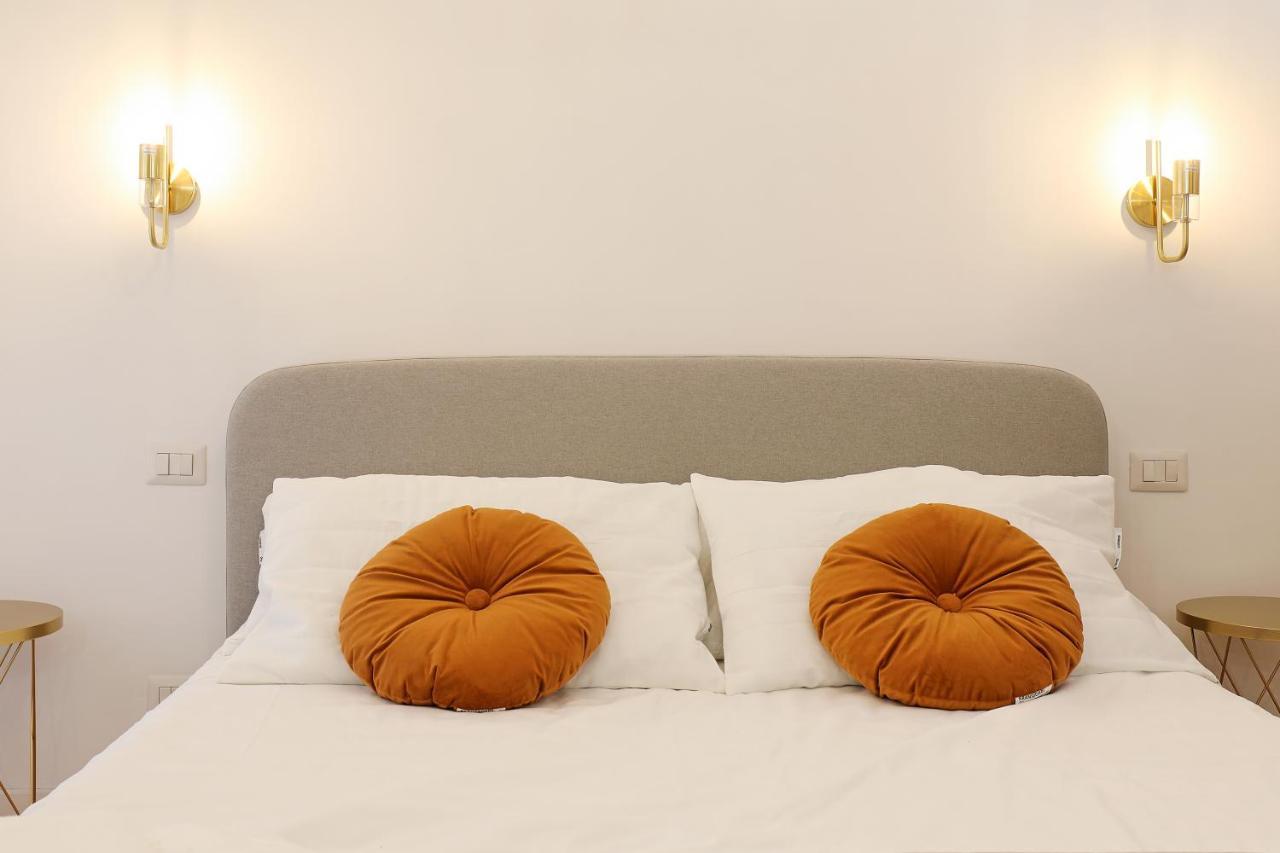 Re Di Roma - Charme Apartment Ngoại thất bức ảnh
